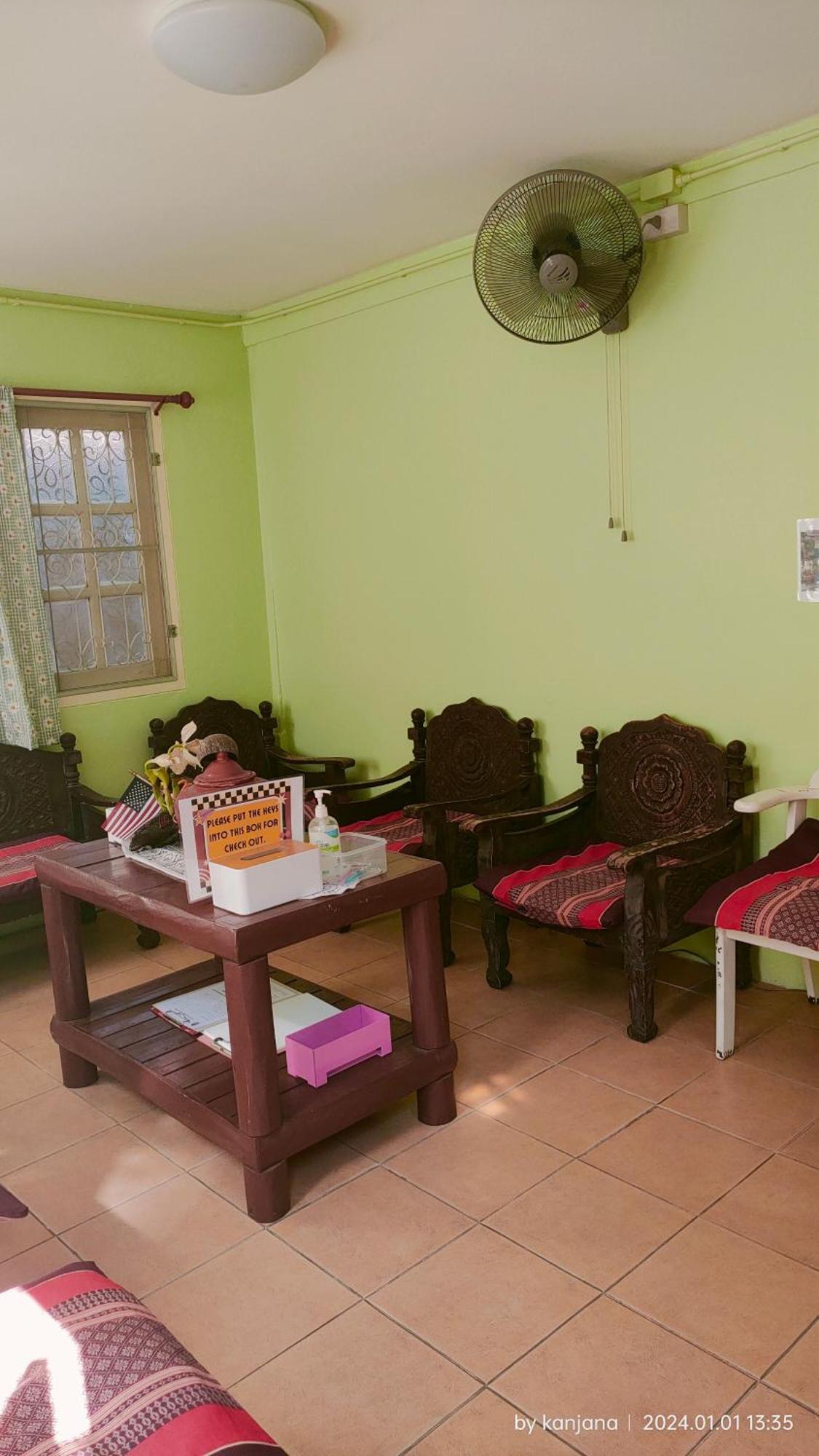 Home Stay At Tapae 치앙마이 외부 사진